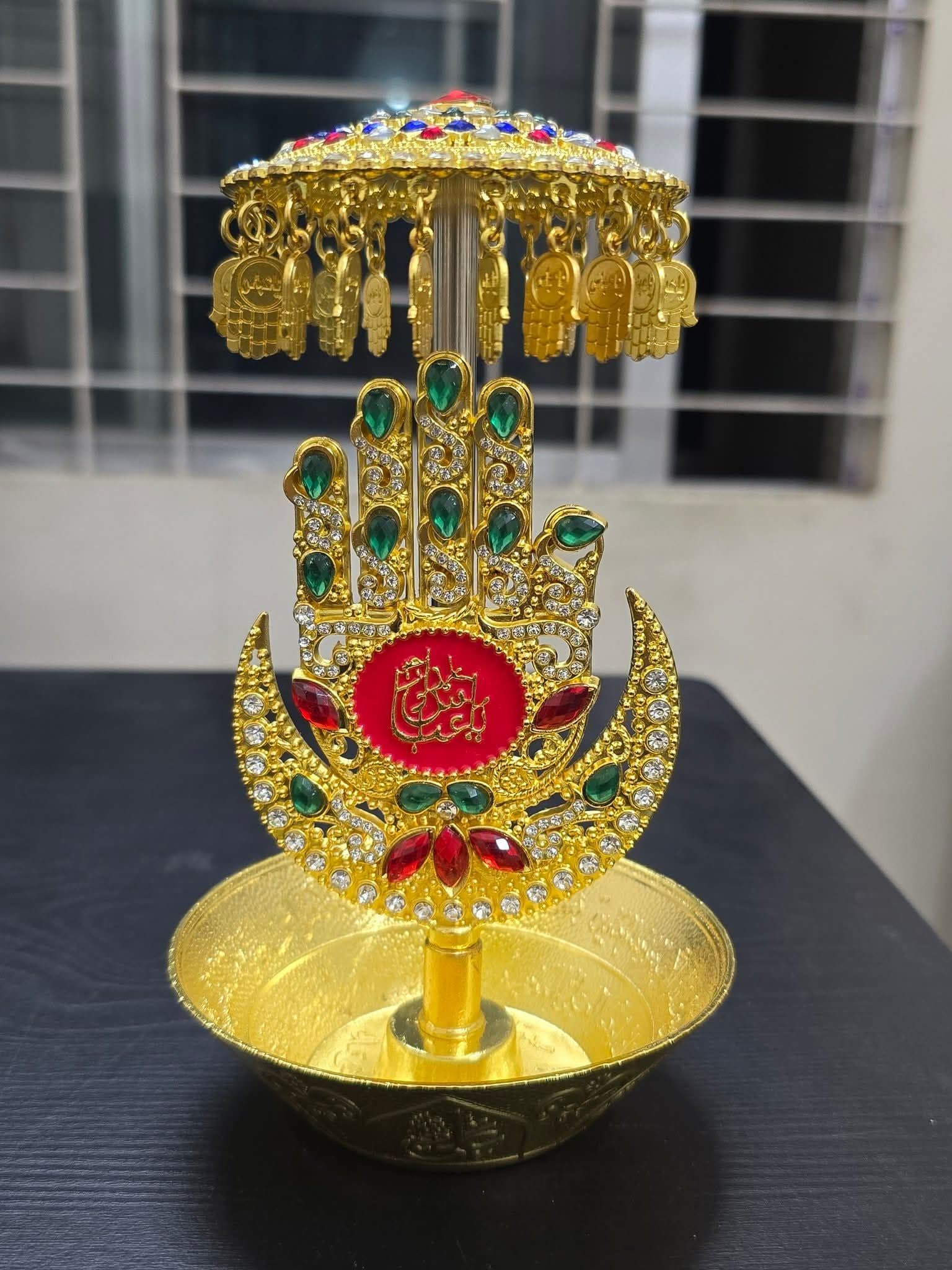 Panjatan Showpiece